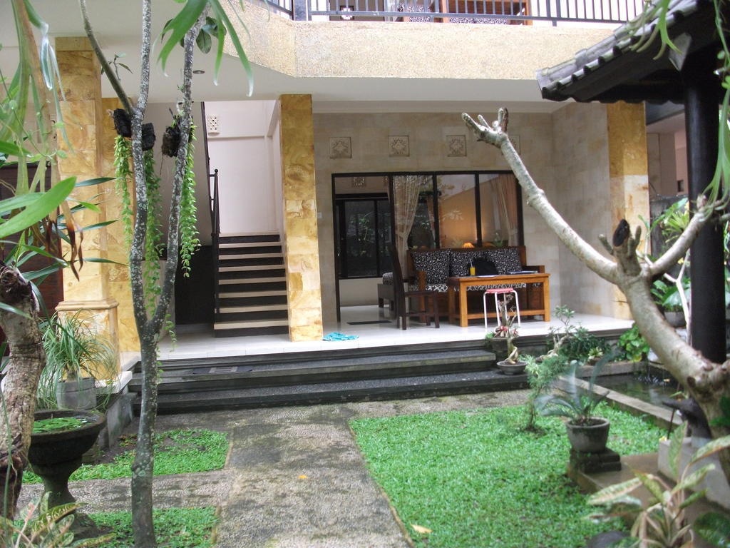 אובוד Gerhana Sari 2 Bungalows מראה חיצוני תמונה