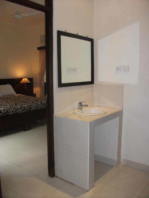 אובוד Gerhana Sari 2 Bungalows חדר תמונה
